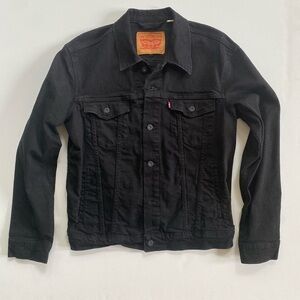 Levi’s denim trucker jacket